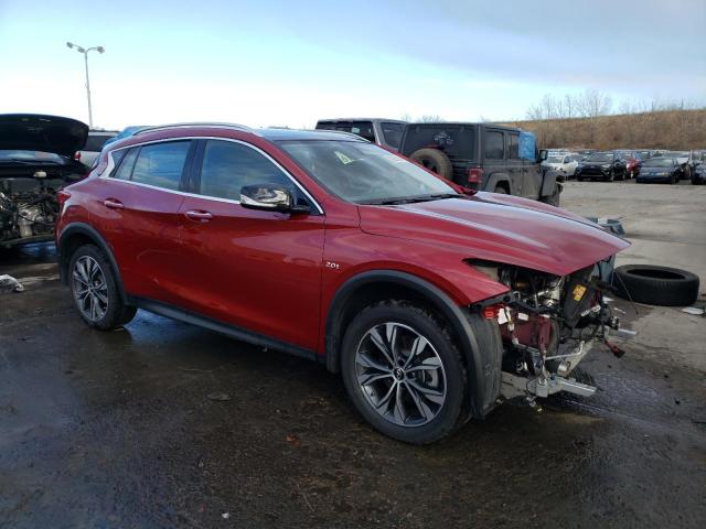 SJKCH5CR7JA056183 - 2018 INFINITI QX30 BASE BURGUNDY photo 4