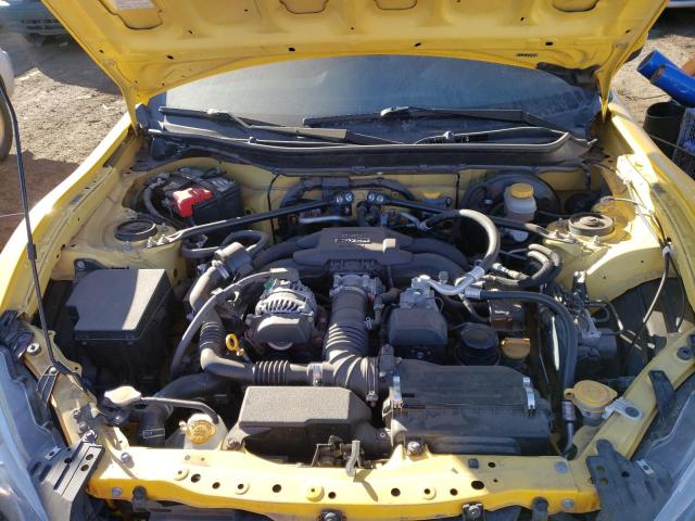 JF1ZNAA11F9706586 - 2015 TOYOTA SCION FR-S YELLOW photo 11