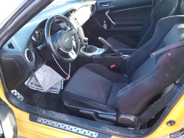 JF1ZNAA11F9706586 - 2015 TOYOTA SCION FR-S YELLOW photo 7