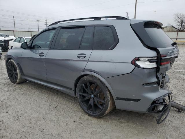 5UX23EM03R9T41598 - 2024 BMW X7 XDRIVE40I GRAY photo 2