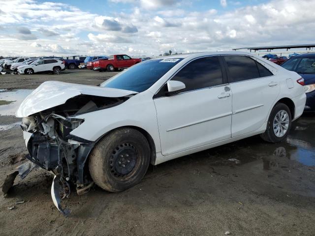 4T4BF1FK8FR509567 - 2015 TOYOTA CAMRY LE WHITE photo 1