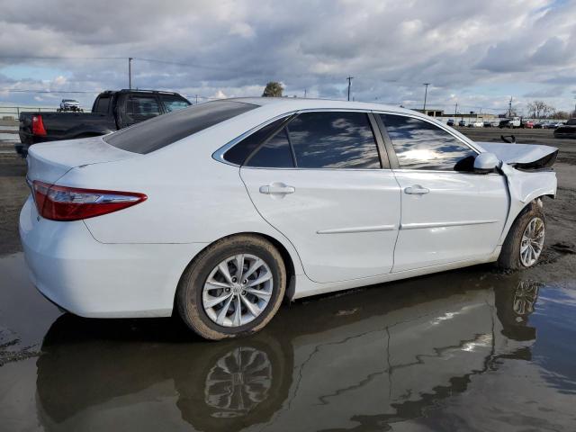 4T4BF1FK8FR509567 - 2015 TOYOTA CAMRY LE WHITE photo 3