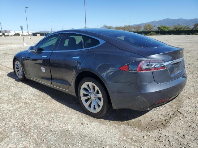 5YJSA1E27KF334715 - 2019 TESLA MODEL S GRAY photo 2