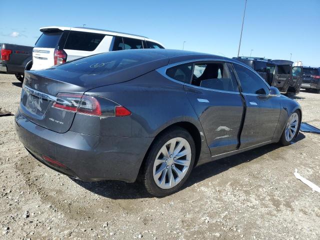 5YJSA1E27KF334715 - 2019 TESLA MODEL S GRAY photo 3