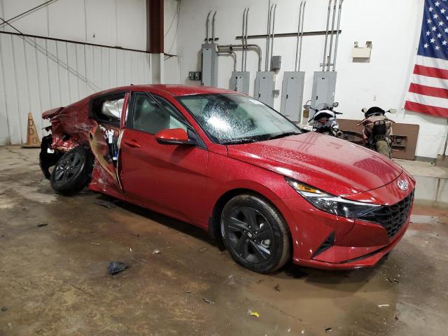 KMHLM4AG8PU630917 - 2023 HYUNDAI ELANTRA SEL RED photo 4