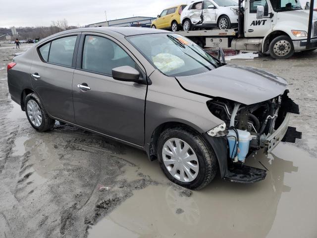 3N1CN7AP8FL950799 - 2015 NISSAN VERSA S GRAY photo 4