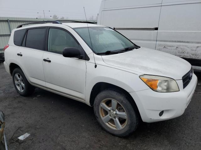 JTMBD33VX85179300 - 2008 TOYOTA RAV4 WHITE photo 4