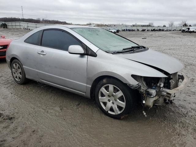 2HGFG126X8H513715 - 2008 HONDA CIVIC LX SILVER photo 4