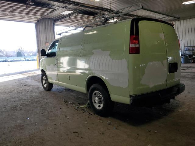 1GCWGAFG6L1168742 - 2020 CHEVROLET EXPRESS G2 GREEN photo 2