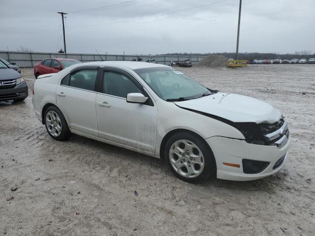 3FAHP0HA7AR405906 - 2010 FORD FUSION SE WHITE photo 4