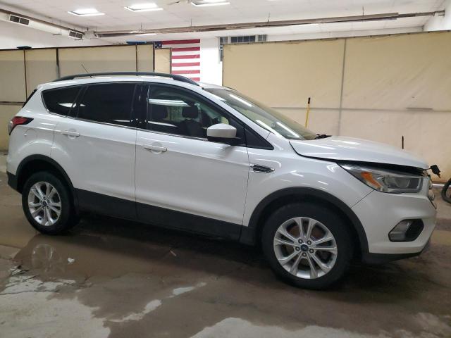 1FMCU9GD9HUC64848 - 2017 FORD ESCAPE SE WHITE photo 4