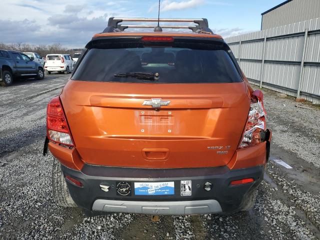 KL7CJRSB7FB064835 - 2015 CHEVROLET TRAX 1LT ORANGE photo 6