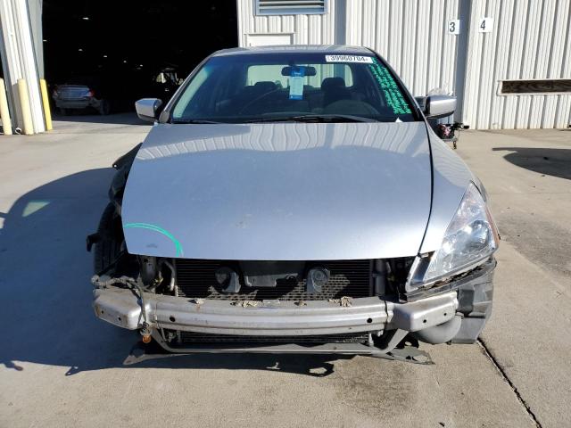 1HGCM56474A052882 - 2004 HONDA ACCORD LX SILVER photo 5