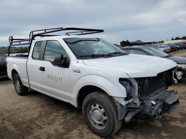 1FTEX1CP1JKC55438 - 2018 FORD F150 SUPER CAB WHITE photo 4