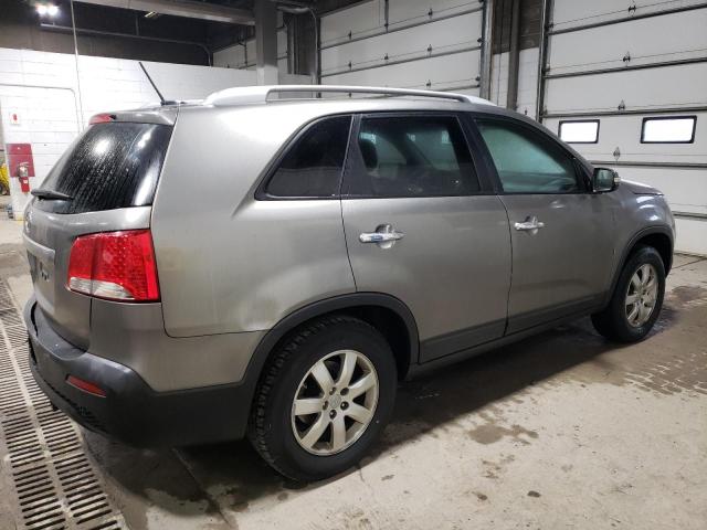 5XYKT3A63DG364644 - 2013 KIA SORENTO LX GRAY photo 3