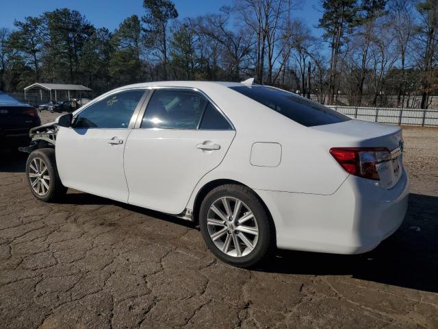 4T1BF1FK7CU531226 - 2012 TOYOTA CAMRY BASE WHITE photo 2