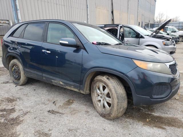 5XYKT3A15BG089179 - 2011 KIA SORENTO BASE BLUE photo 4