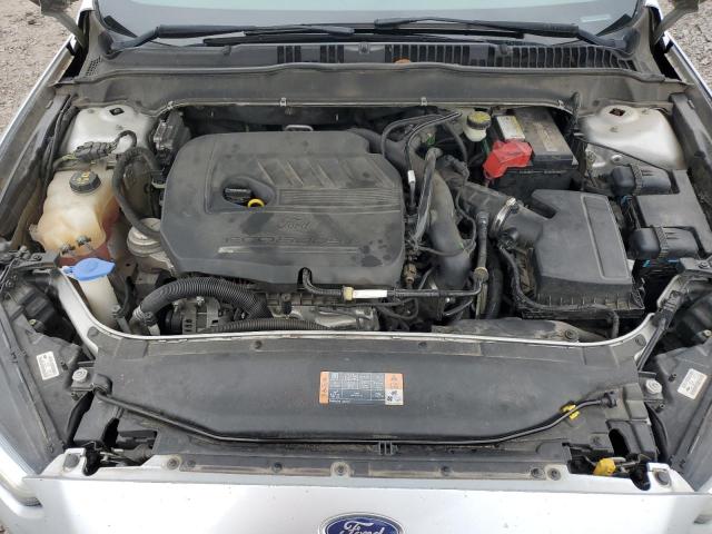 3FA6P0HD6GR233863 - 2016 FORD FUSION SE SILVER photo 11