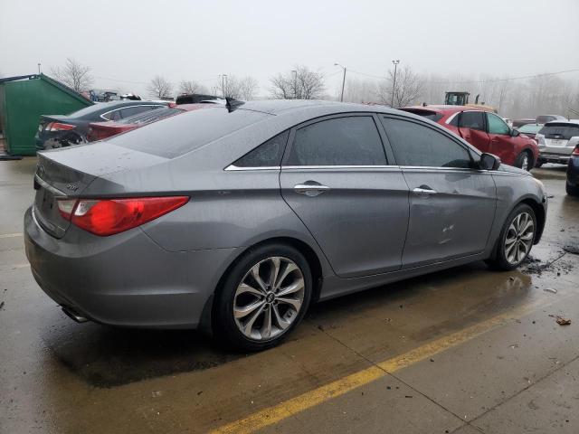 5NPEC4AB7DH603251 - 2013 HYUNDAI SONATA SE SILVER photo 3