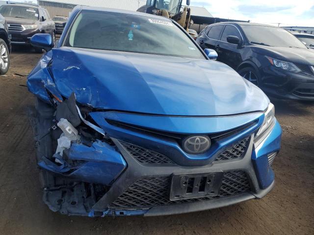 4T1B11HK1KU264062 - 2019 TOYOTA CAMRY L BLUE photo 5