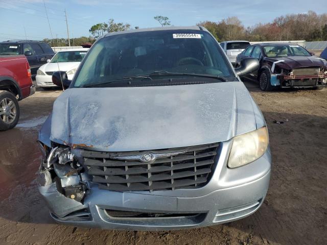 1C4GP45R15B441785 - 2005 CHRYSLER TOWN & COU ლურჯი ფოტო 5