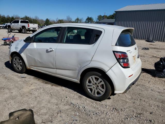 1G1JG6SH3H4168458 - 2017 CHEVROLET SONIC WHITE photo 2