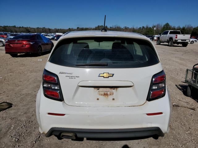 1G1JG6SH3H4168458 - 2017 CHEVROLET SONIC WHITE photo 6