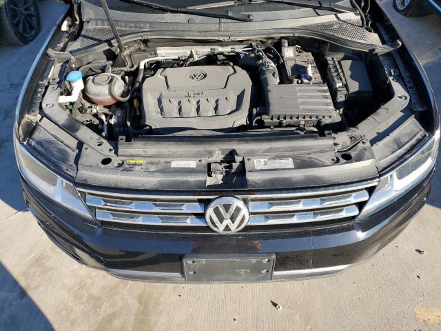 3VV3B7AX8JM084953 - 2018 VOLKSWAGEN TIGUAN SE BLACK photo 11