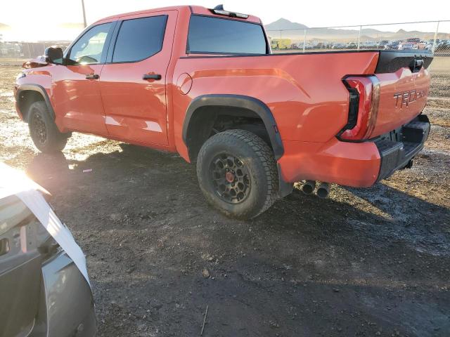 5TFPC5DB4PX035916 - 2023 TOYOTA TUNDRA CREWMAX LIMITED ORANGE photo 2