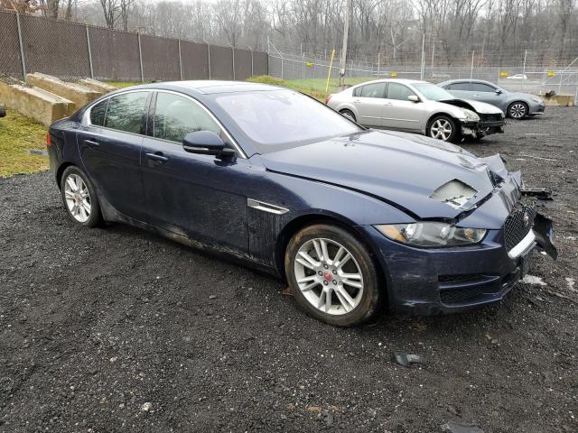 SAJAJ4FX9JCP24364 - 2018 JAGUAR XE PREMIUM BLUE photo 4