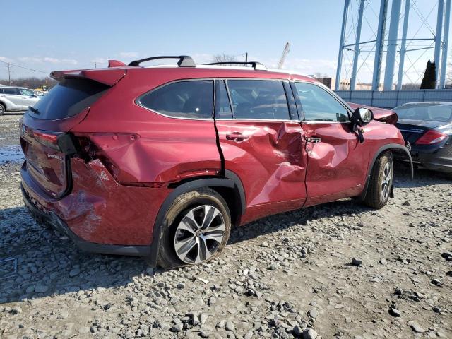 5TDGBRCH9NS552938 - 2022 TOYOTA HIGHLANDER HYBRID XLE RED photo 3