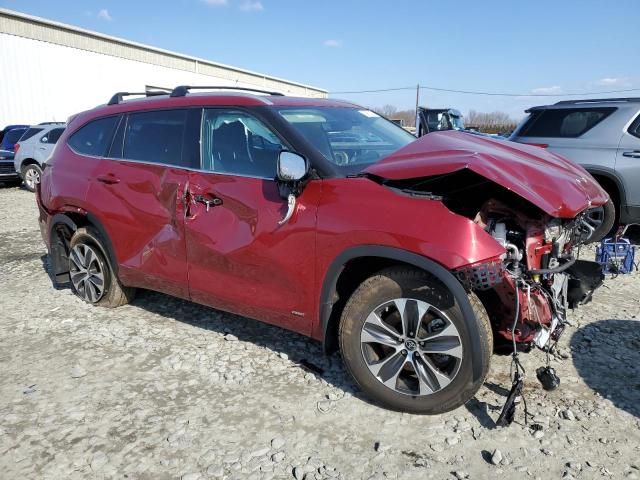 5TDGBRCH9NS552938 - 2022 TOYOTA HIGHLANDER HYBRID XLE RED photo 4