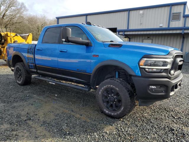 3C6TR5EJ0NG169835 - 2022 RAM 2500 POWERWAGON BLUE photo 4