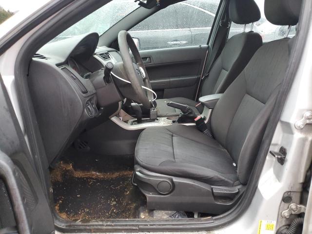 1FAHP3FN9BW173833 - 2011 FORD FOCUS SE SILVER photo 7