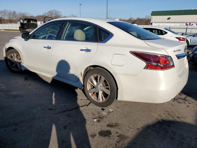 1N4AL3AP3FN898118 - 2015 NISSAN ALTIMA 2.5 WHITE photo 2