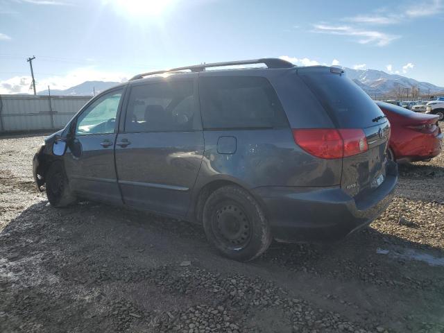 5TDZK23CX8S195004 - 2008 TOYOTA SIENNA CE GRAY photo 2