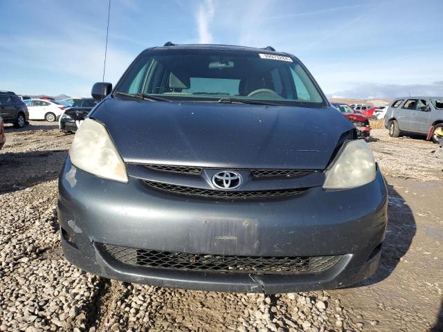 5TDZK23CX8S195004 - 2008 TOYOTA SIENNA CE GRAY photo 5