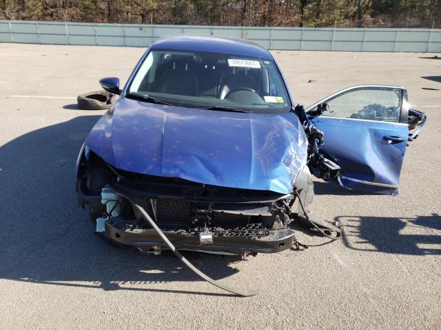 1VWDT7A3XHC002985 - 2017 VOLKSWAGEN PASSAT R-L Mavi foto 5