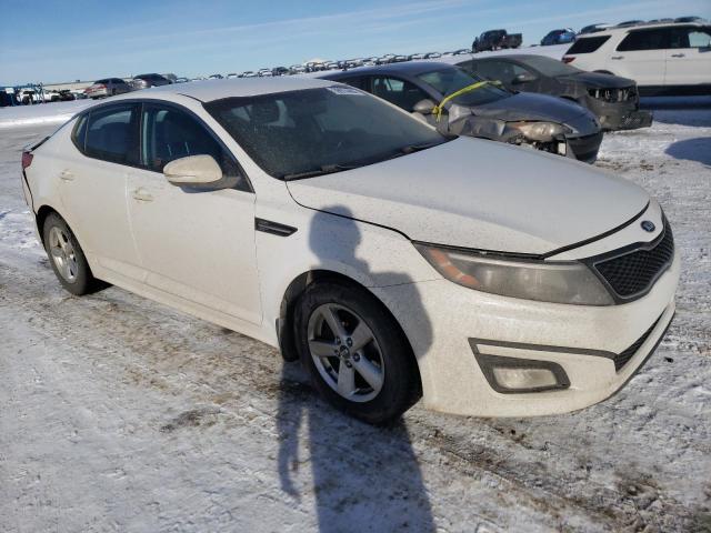 KNAGM4A7XF5550949 - 2015 KIA OPTIMA LX WHITE photo 4