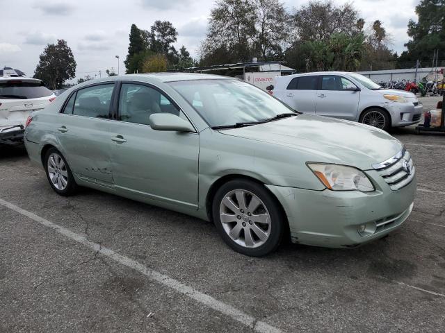 4T1BK36B95U042627 - 2005 TOYOTA AVALON XL GREEN photo 4