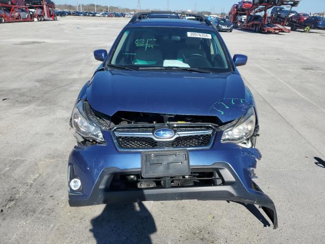 JF2GPABC6HH272137 - 2017 SUBARU CROSSTREK PREMIUM BLUE photo 5