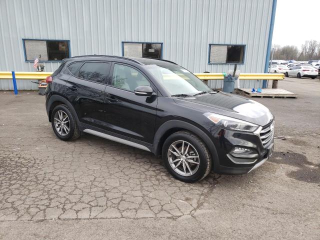 KM8J3CA22JU704901 - 2018 HYUNDAI TUCSON VALUE BLACK photo 4