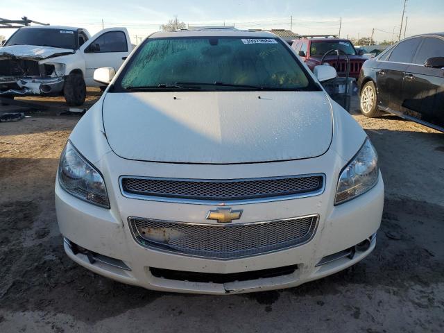 1G1ZE5EB3AF324471 - 2010 CHEVROLET MALIBU LTZ WHITE photo 5