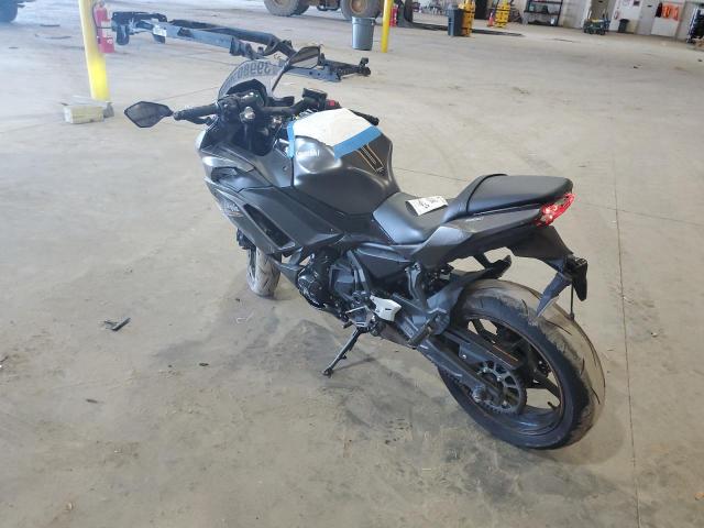 ML5EXER19PDA80697 - 2023 KAWASAKI EX650 R Қара фото 3