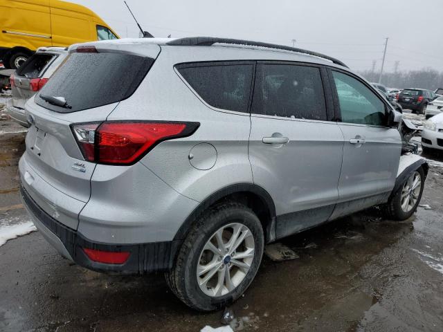 1FMCU9HD4KUA52266 - 2019 FORD ESCAPE SEL SILVER photo 3