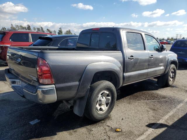 5TFJX4GN6BX003598 - 2011 TOYOTA TACOMA DOUBLE CAB GRAY photo 4