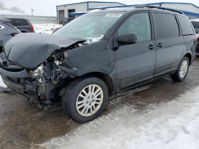 2010 TOYOTA SIENNA XLE, 