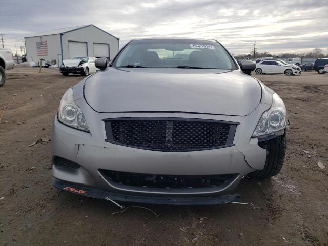 JNKCV64E79M606262 - 2009 INFINITI G37 BASE GRAY photo 5