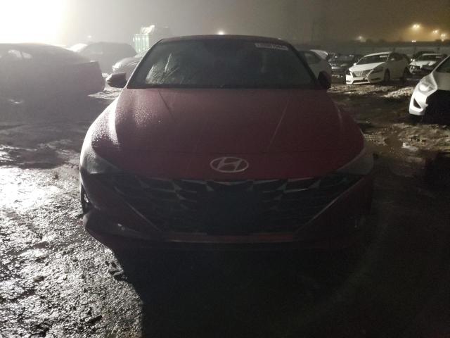 5NPLP4AG1NH069639 - 2022 HYUNDAI ELANTRA LIMITED RED photo 5