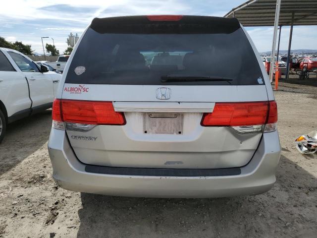 5FNRL38229B040777 - 2009 HONDA ODYSSEY LX SILVER photo 6